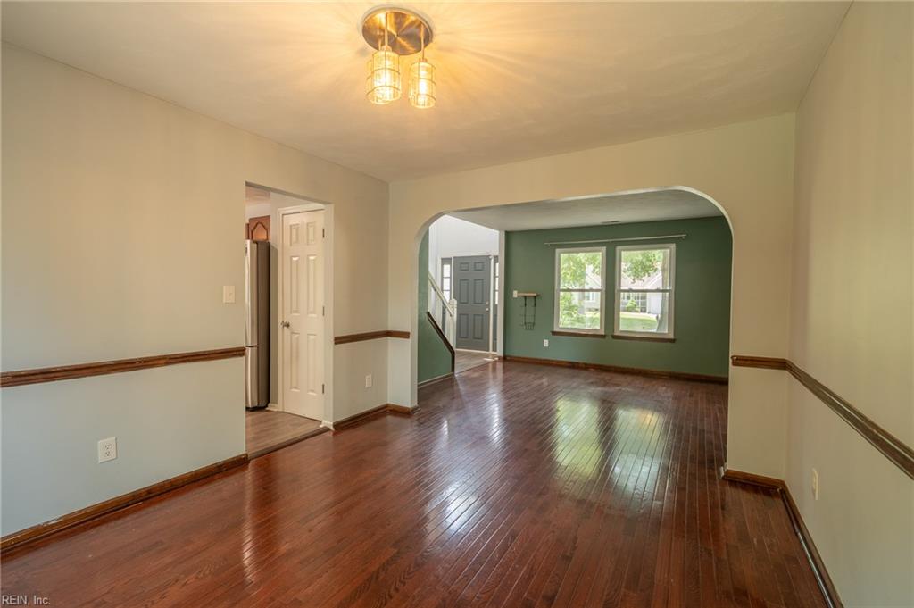 4100 Scotfield Dr Property Photo 8