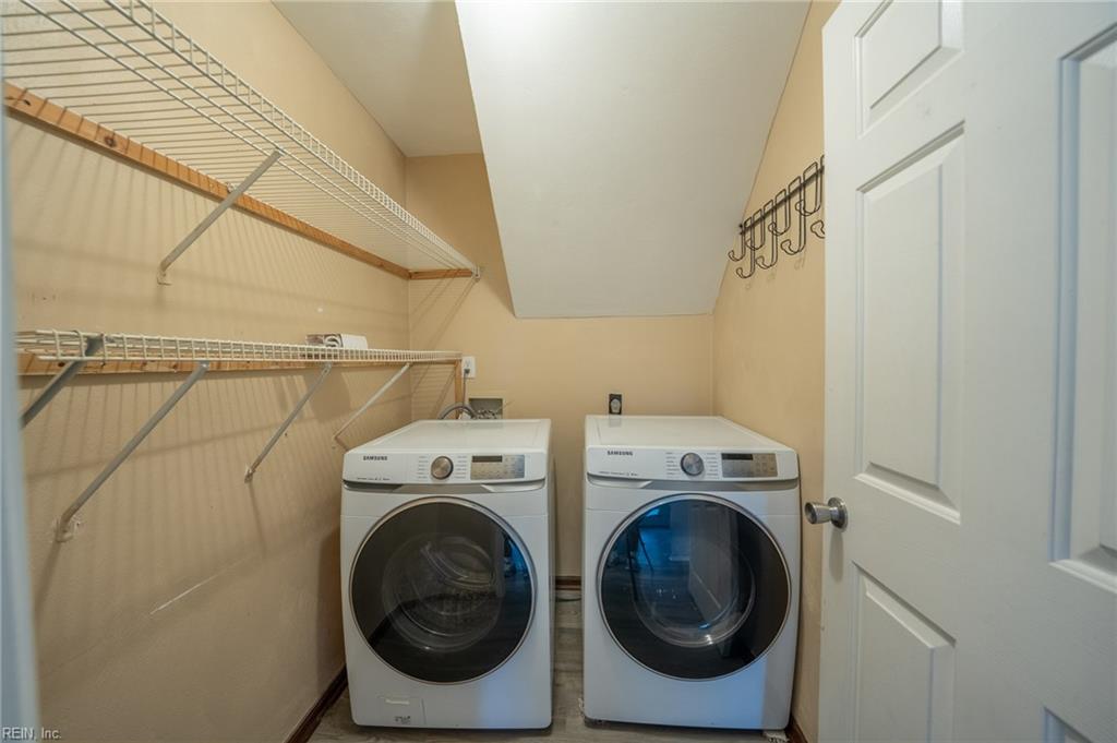 4100 Scotfield Dr Property Photo 20