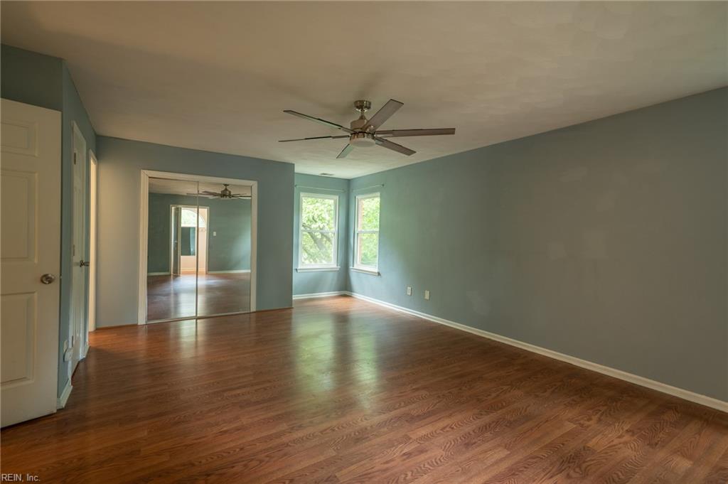 4100 Scotfield Dr Property Photo 24