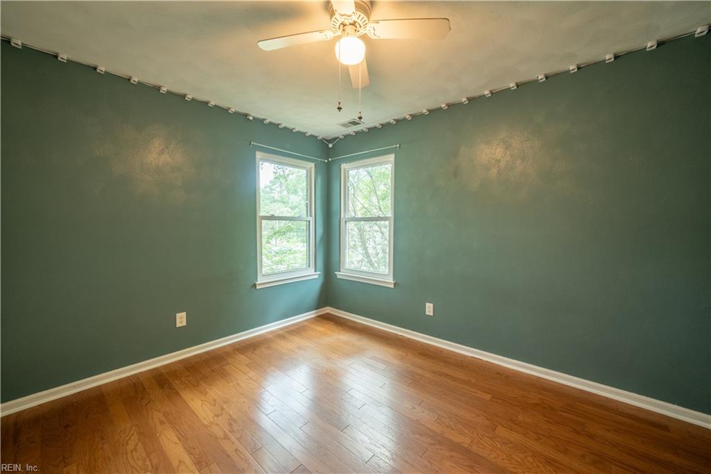 4100 Scotfield Dr Property Photo 38