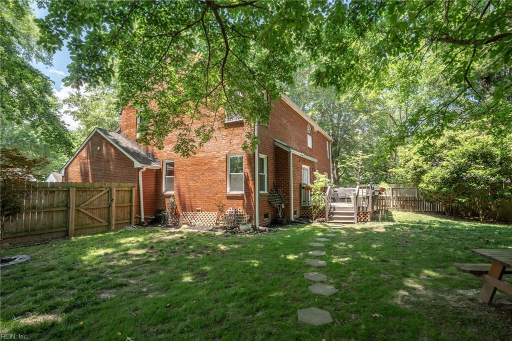 4100 Scotfield Dr Property Photo 47