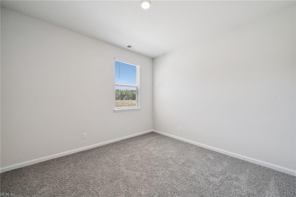 1013 Eastport Pl Property Photo 15