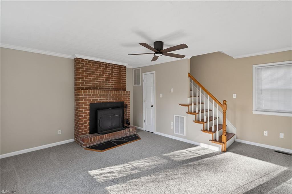 5718 Custis Millpond Rd Property Photo 4