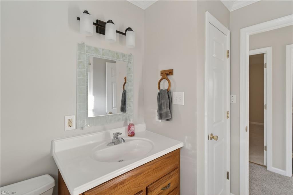 5718 Custis Millpond Rd Property Photo 12
