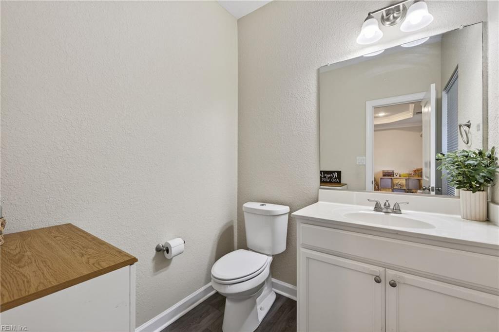 1612 Prentis Ave Property Photo 24