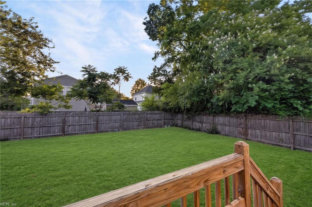 1612 Prentis Ave Property Photo 27