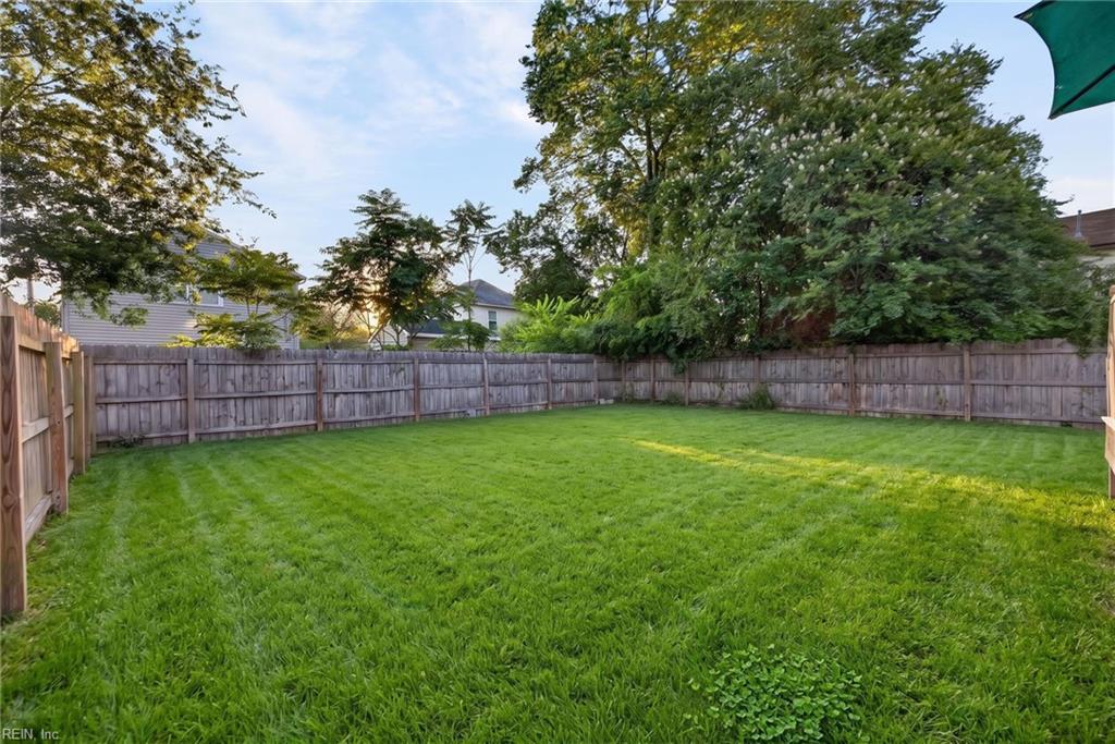 1612 Prentis Ave Property Photo 28