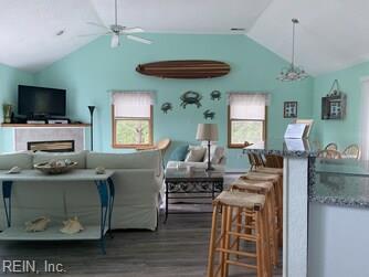 1278 Lakeside Dr Property Photo 7