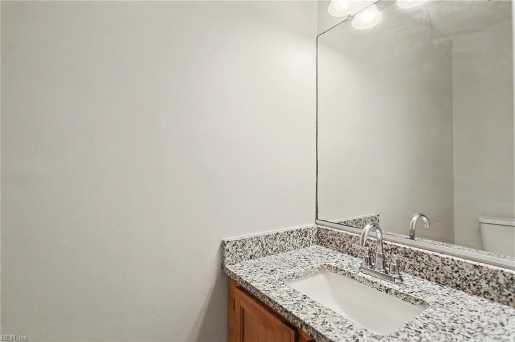 123 Tournament Ct Property Photo 9
