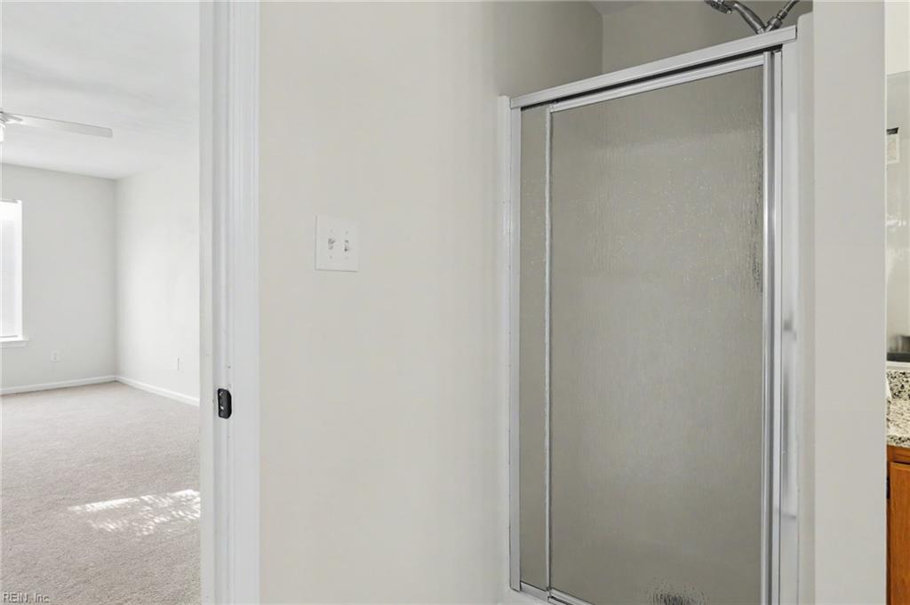 123 Tournament Ct Property Photo 16