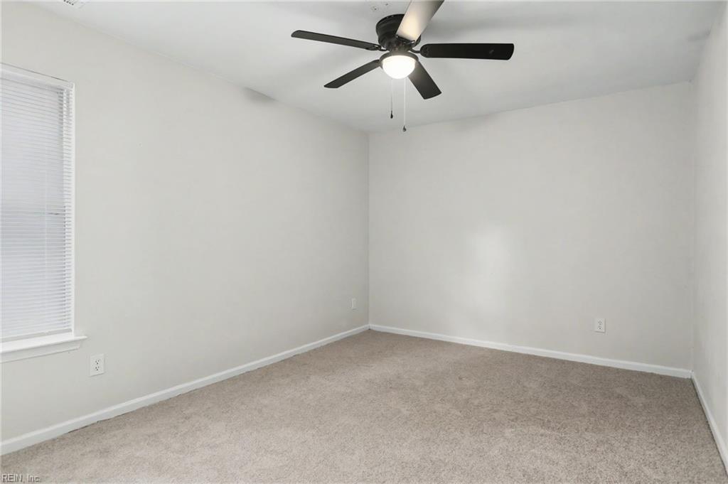 123 Tournament Ct Property Photo 17