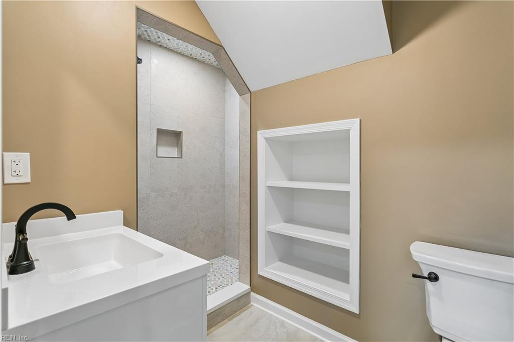 223 Captains Ct Property Photo 25