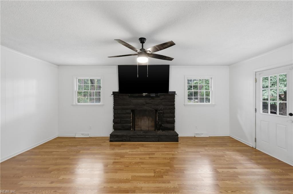 4113 Taylor Rd Property Photo 6