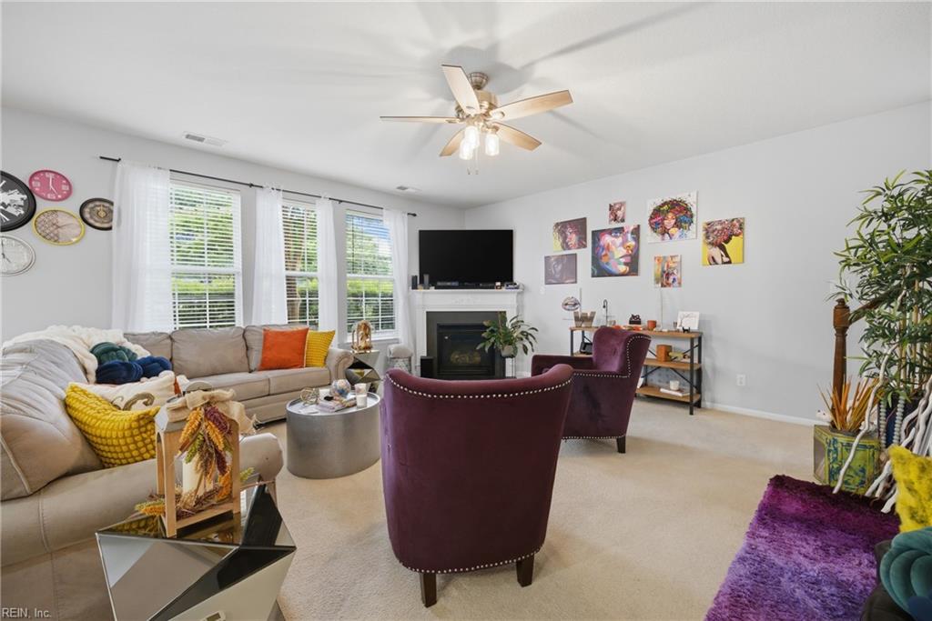 1020 Silver Charm Cir Property Photo 5