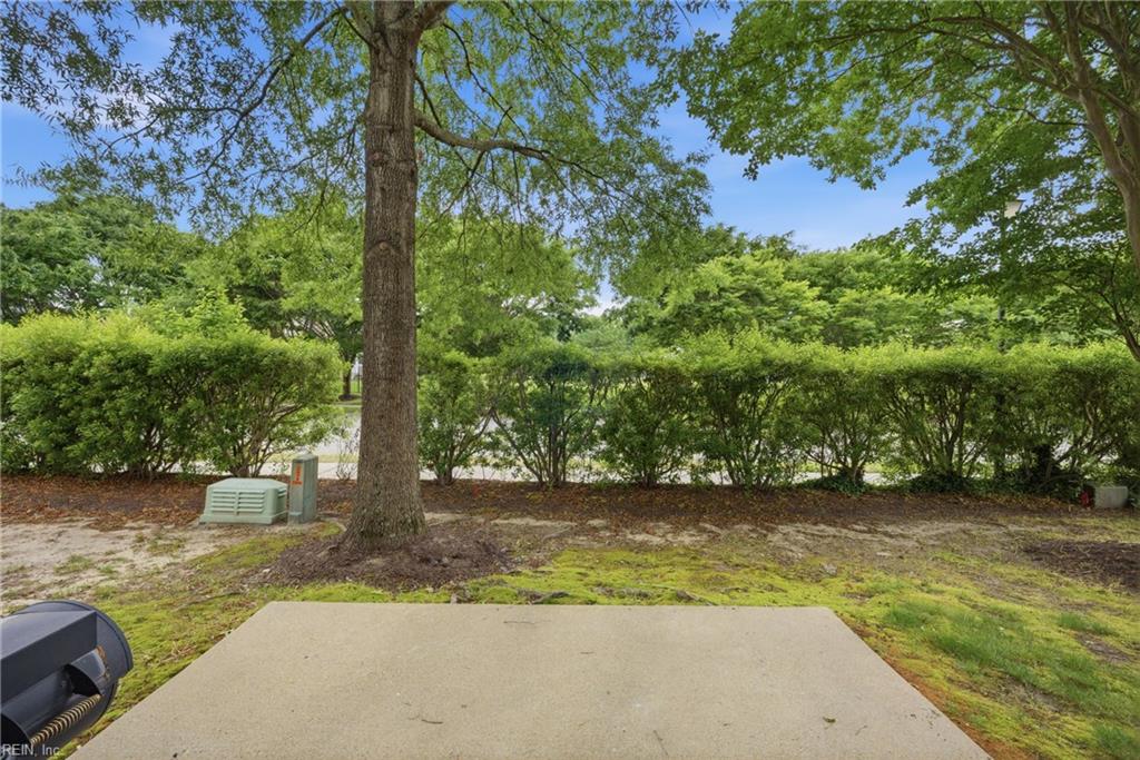 1020 Silver Charm Cir Property Photo 38