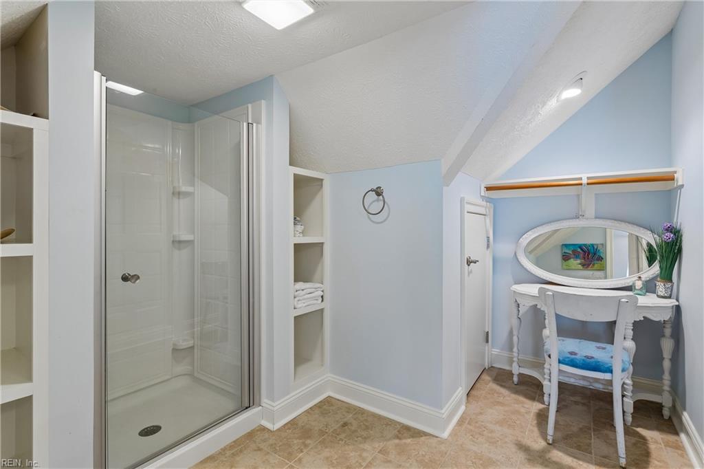 220 Olde Pond Ln Property Photo 29