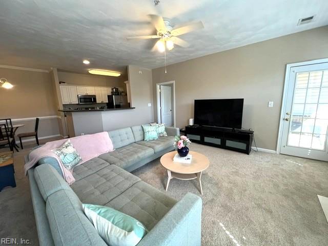 1088 Grand Oak Ln Property Photo 2