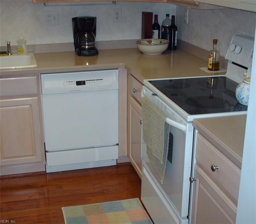 400 Rudee Point Rd Property Photo 12