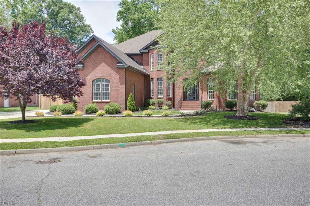 520 Youngstown Ct Property Photo 1
