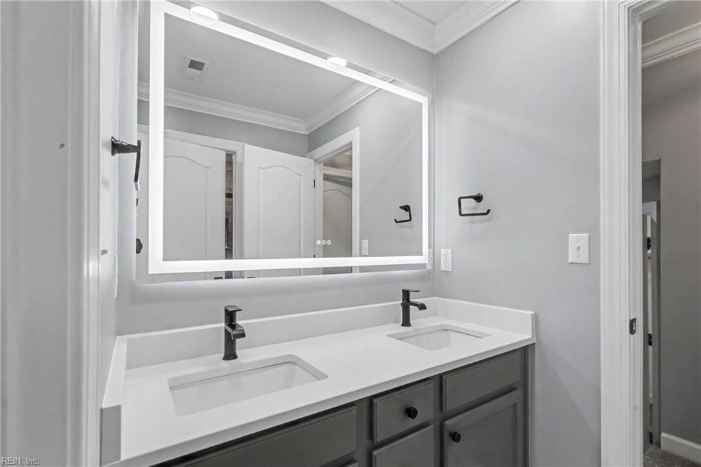 520 Youngstown Ct Property Photo 19