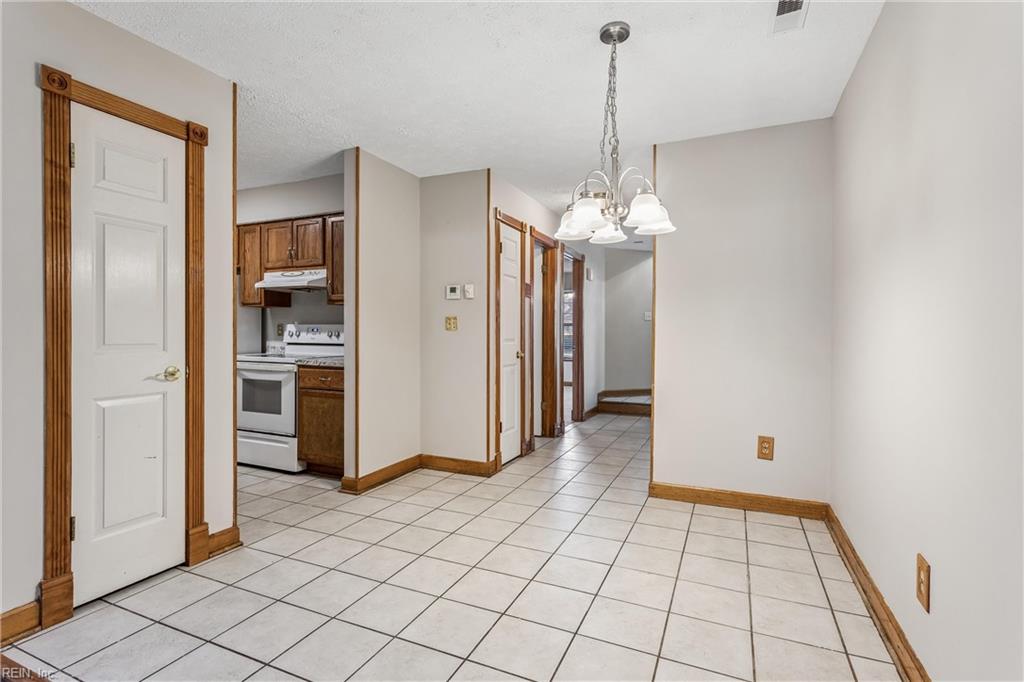 53 Treasure Ky Property Photo 8