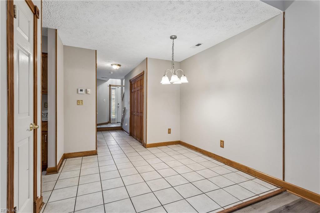 53 Treasure Ky Property Photo 9