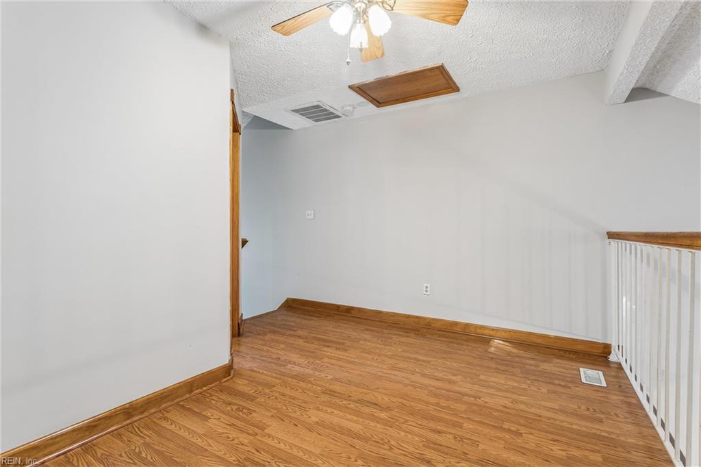 53 Treasure Ky Property Photo 26