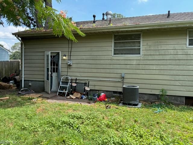 4614 Griffin St Property Photo 7