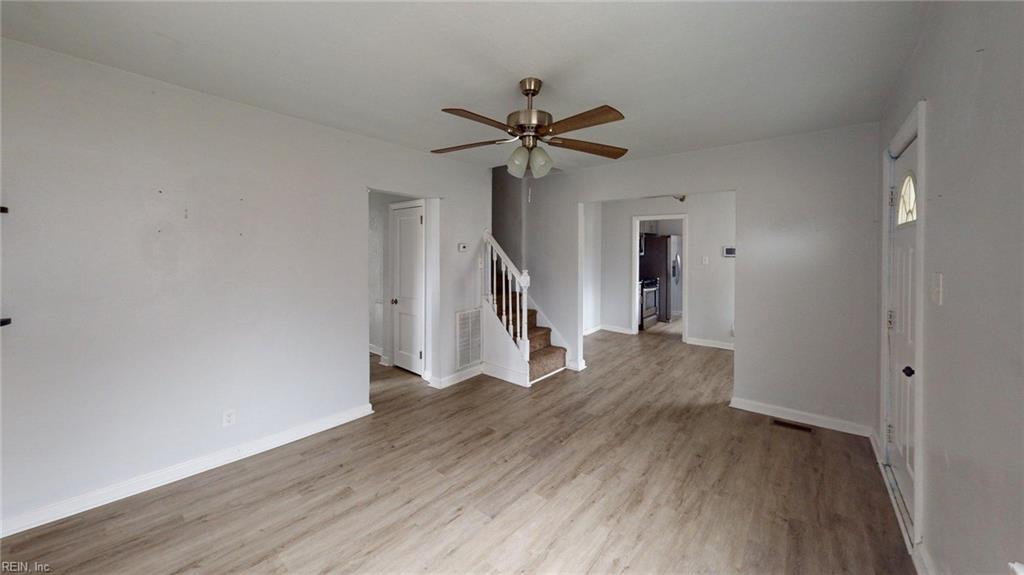645 Surry St Property Photo 27