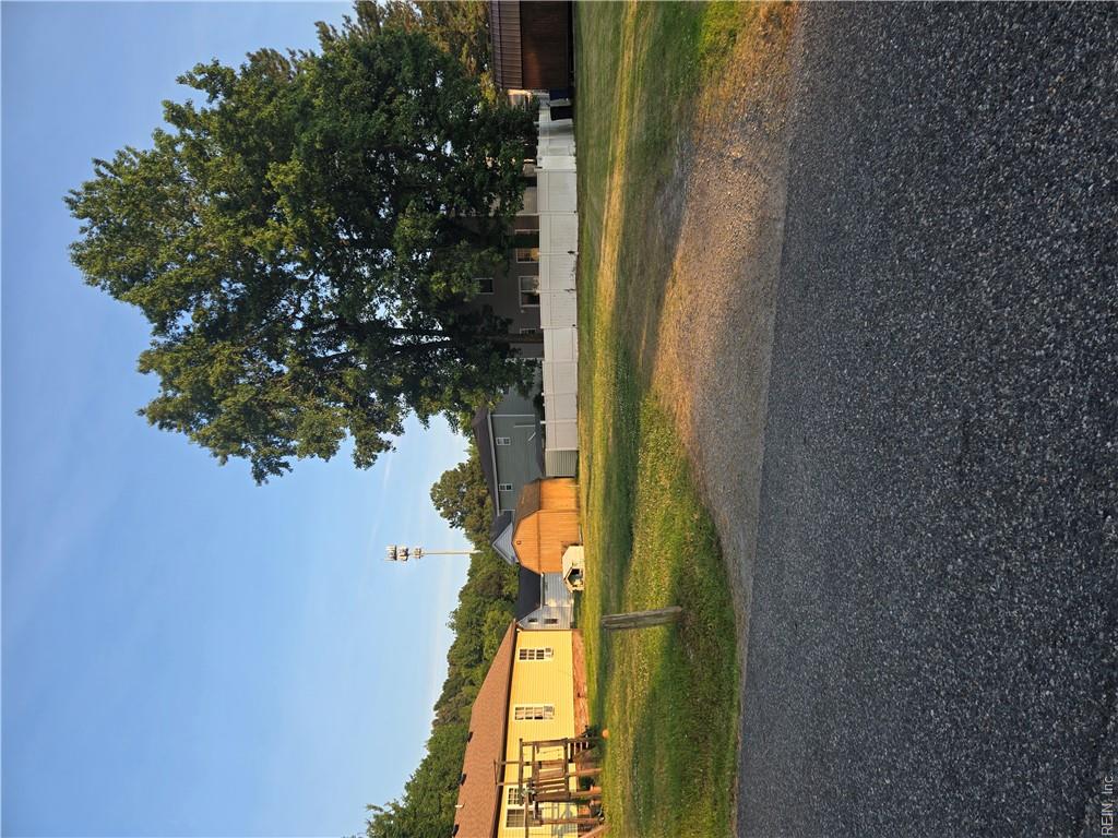 1721 Faulk St Property Photo 1