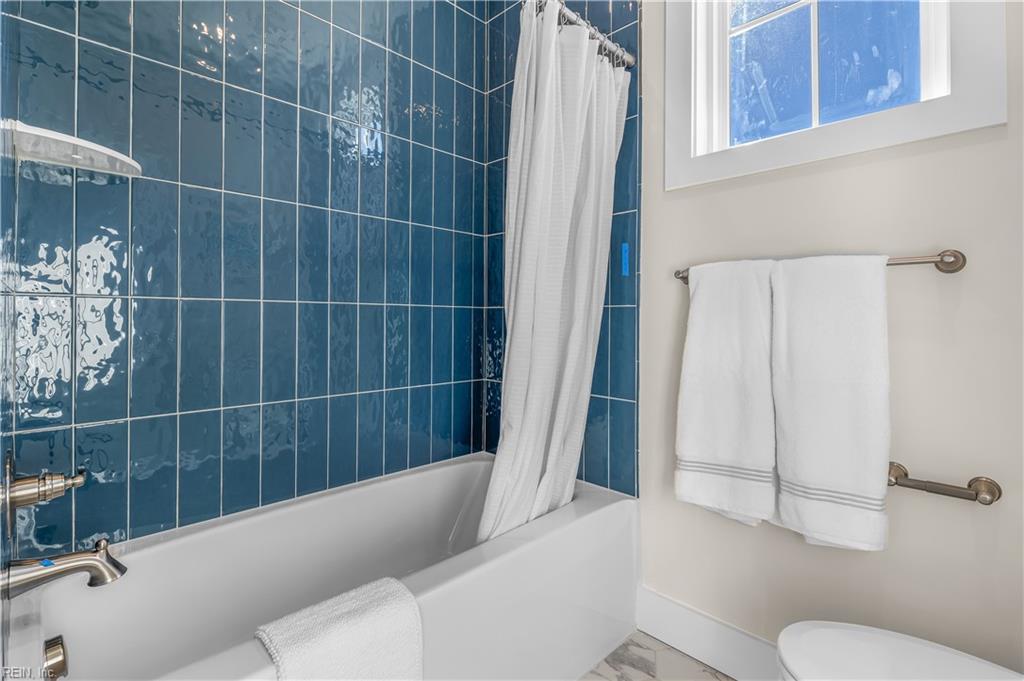808 Azusa Way Property Photo 45