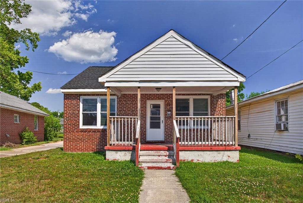 110 Halifax ST Property Photo 1