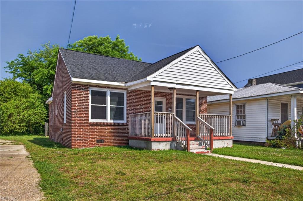 110 Halifax St Property Photo 5