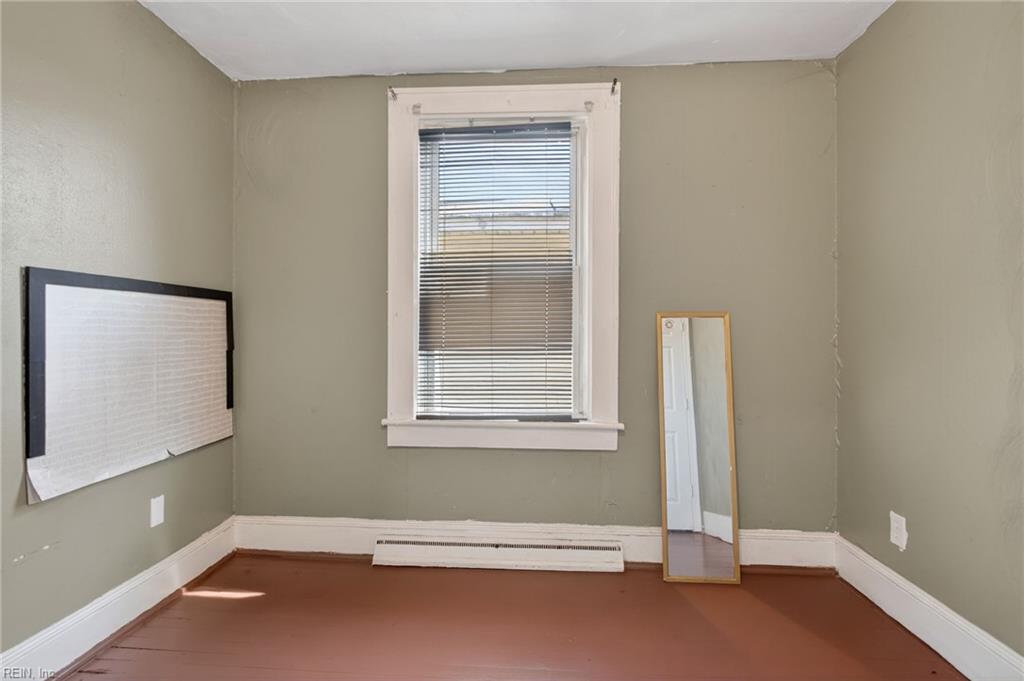 110 Halifax St Property Photo 10