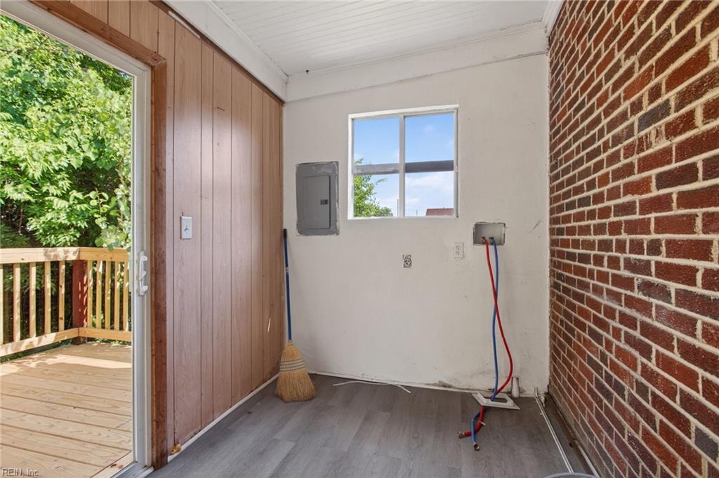 110 Halifax St Property Photo 15