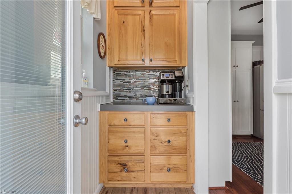 21 Channel Ln Property Photo 14