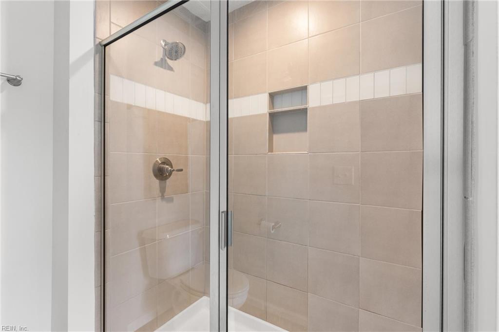 450 Asuza St Property Photo 20
