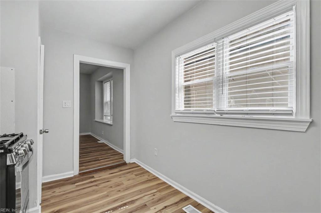 2517 Hale St Property Photo 9