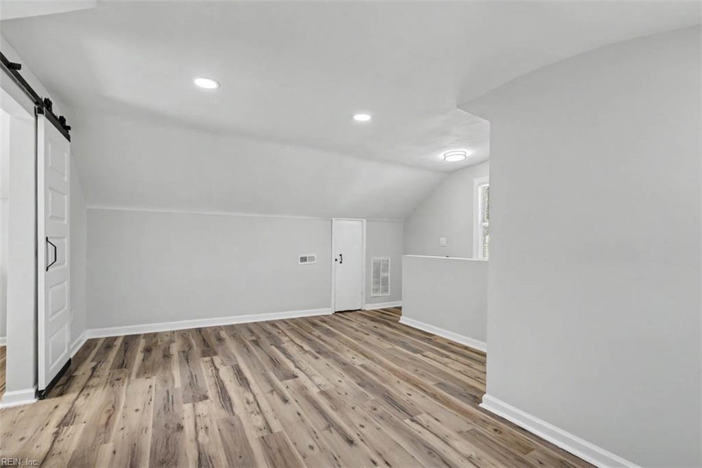 2517 Hale St Property Photo 31