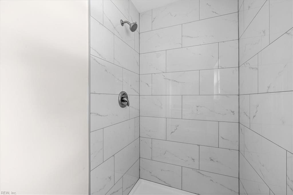 2833 Candlewood Cir Property Photo 28