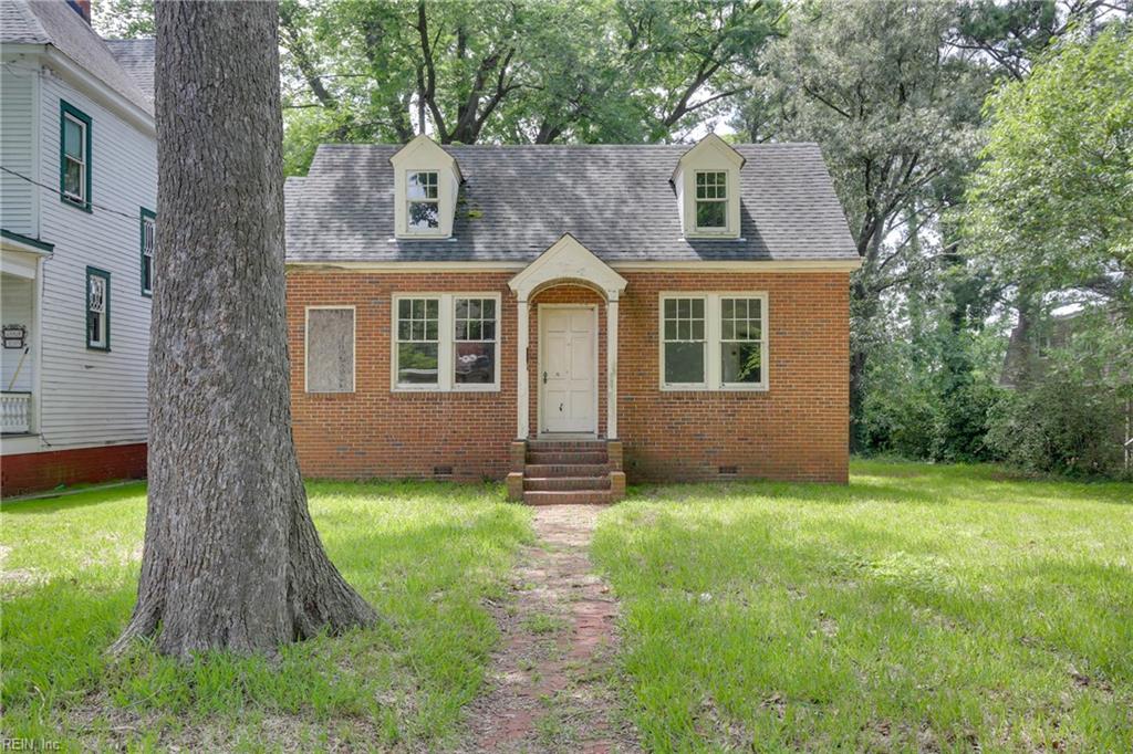 450 Douglas AVE Property Photo 1