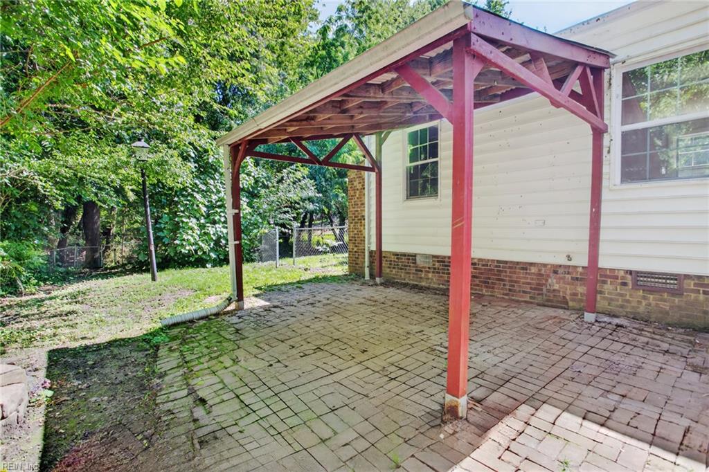 118 Sandpiper St Property Photo 5