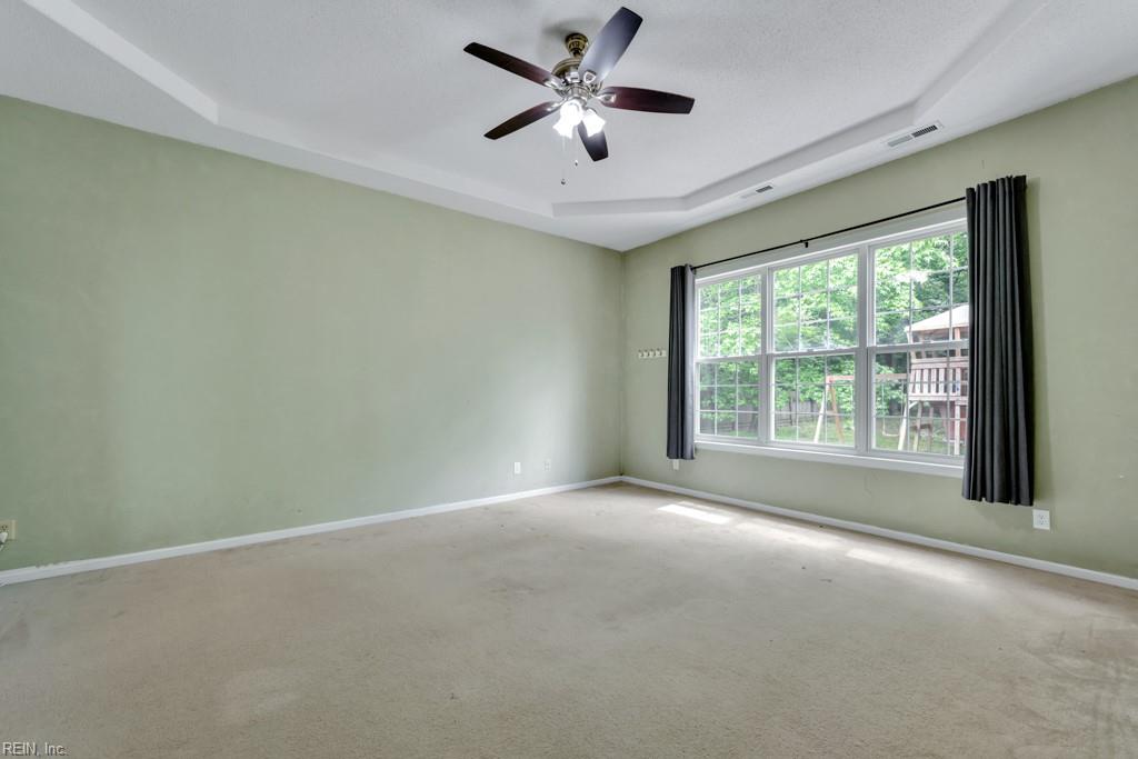 908 Andrews Xing Property Photo 17