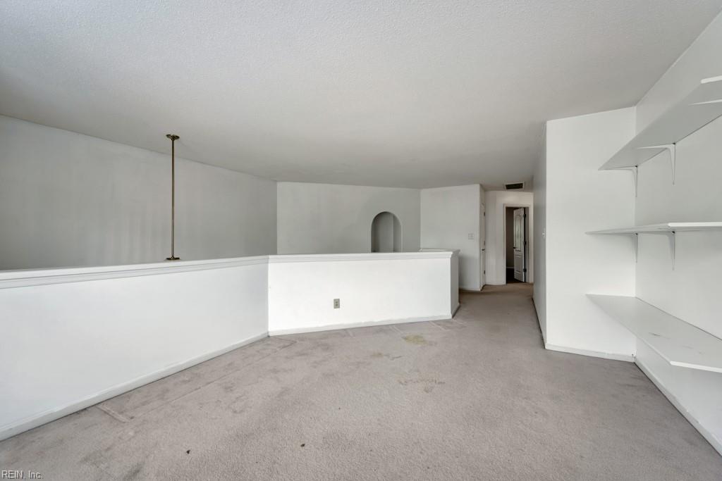 908 Andrews Xing Property Photo 23