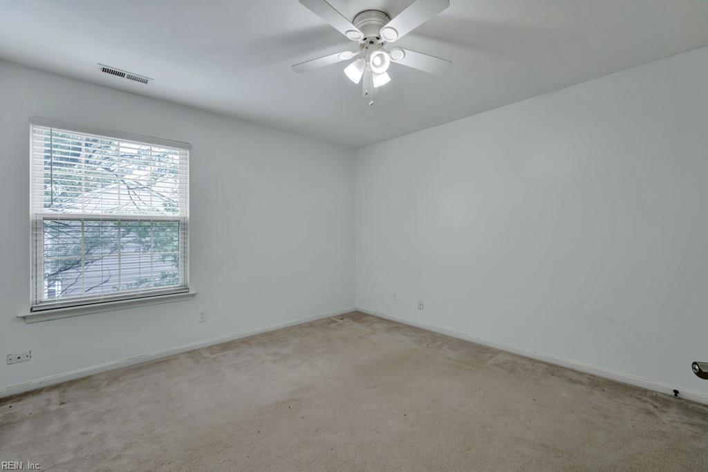 908 Andrews Xing Property Photo 28