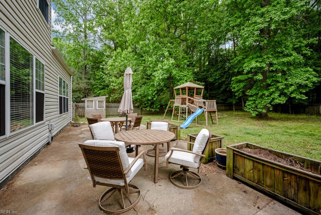 908 Andrews Xing Property Photo 34