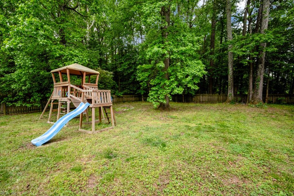 908 Andrews Xing Property Photo 38