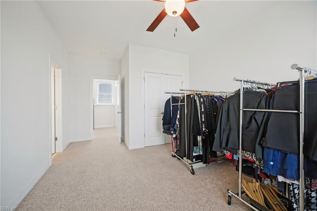 623 W Ocean View Ave Property Photo 17