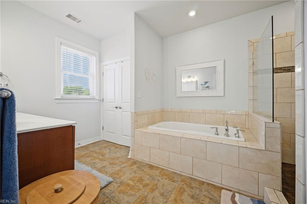 623 W Ocean View Ave Property Photo 22