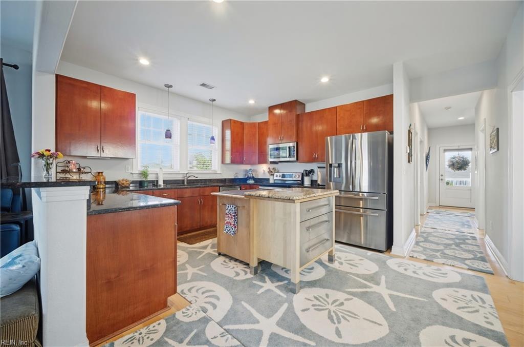 623 W Ocean View Ave Property Photo 46